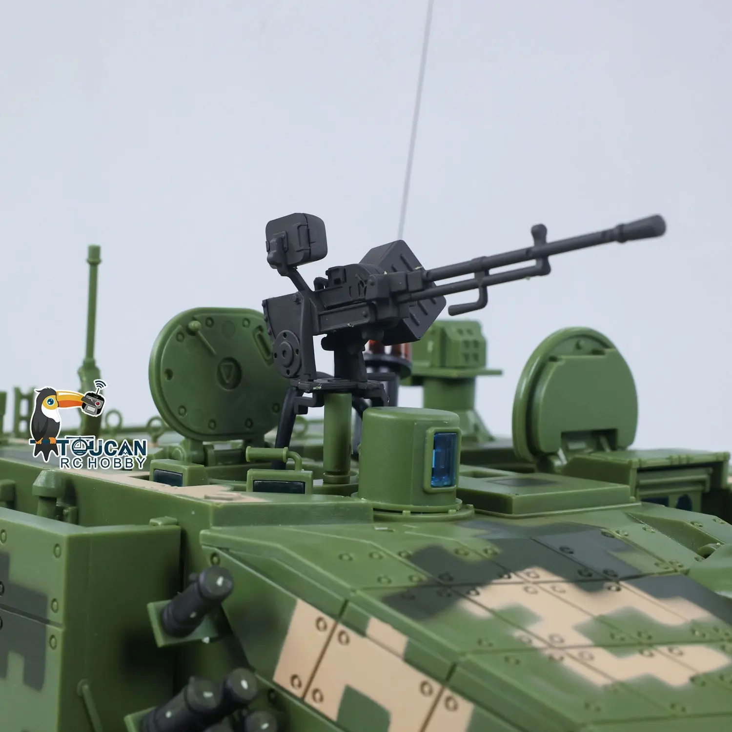 Plastic Heng Long 1/16 Remote Control Main Battle Tank 3899A RC Military Model Infrared Combat Smoking Lights Sounds Battery