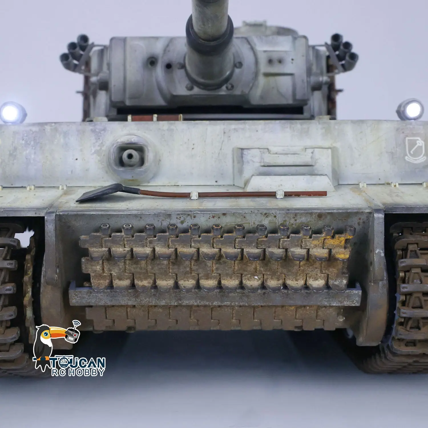 1:16 Henglong RTR RC Tank Pro 7.0 Tiger I 3818 Remote Control Military Cars FPV Hand Spray Painting Color Road Wheels 360 Turret
