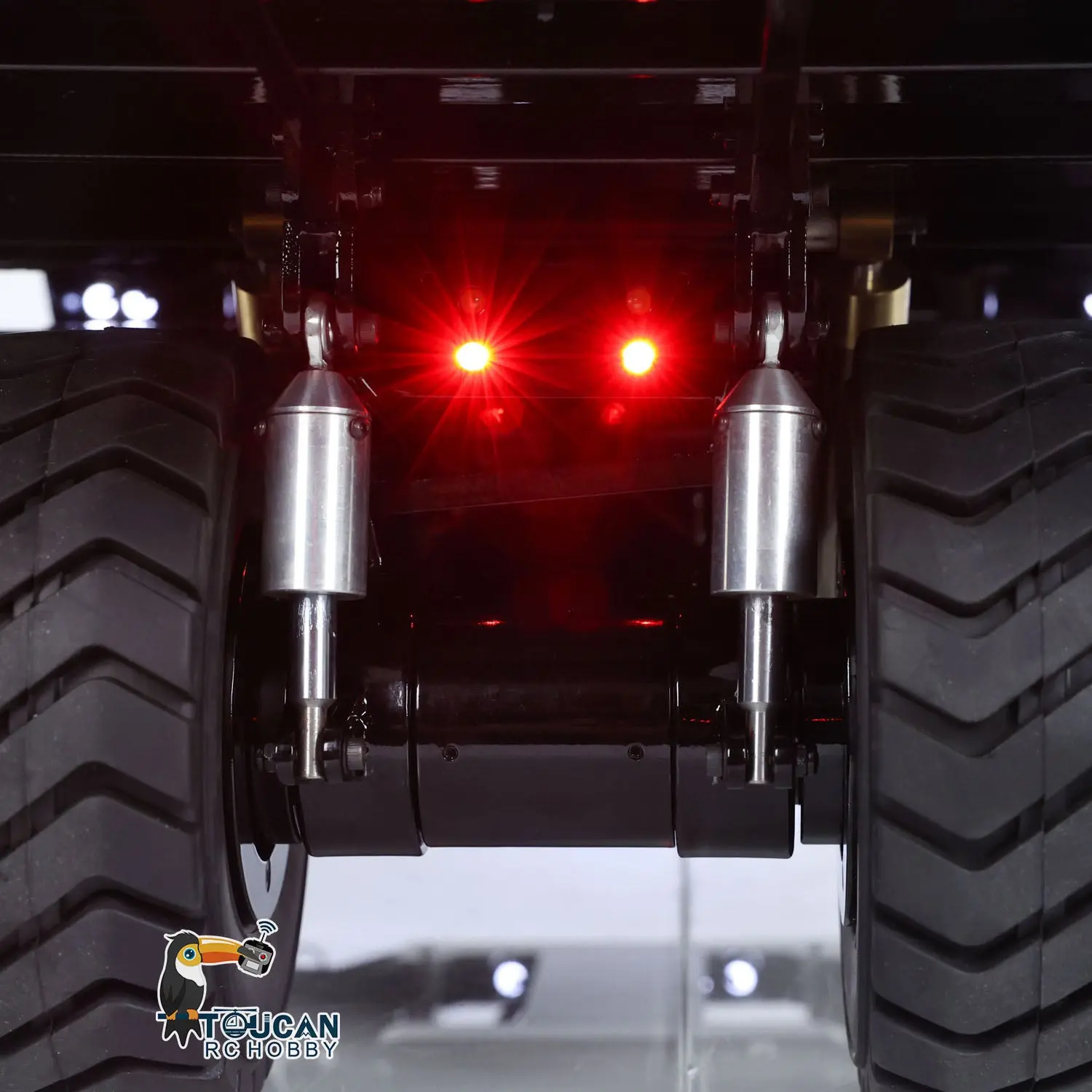 1/20 Hydraulic Remote Control Mining Truck 793D Flysky I6X RC Dumper Lights Warning Sound Battery Ready to Run for RC Excavator