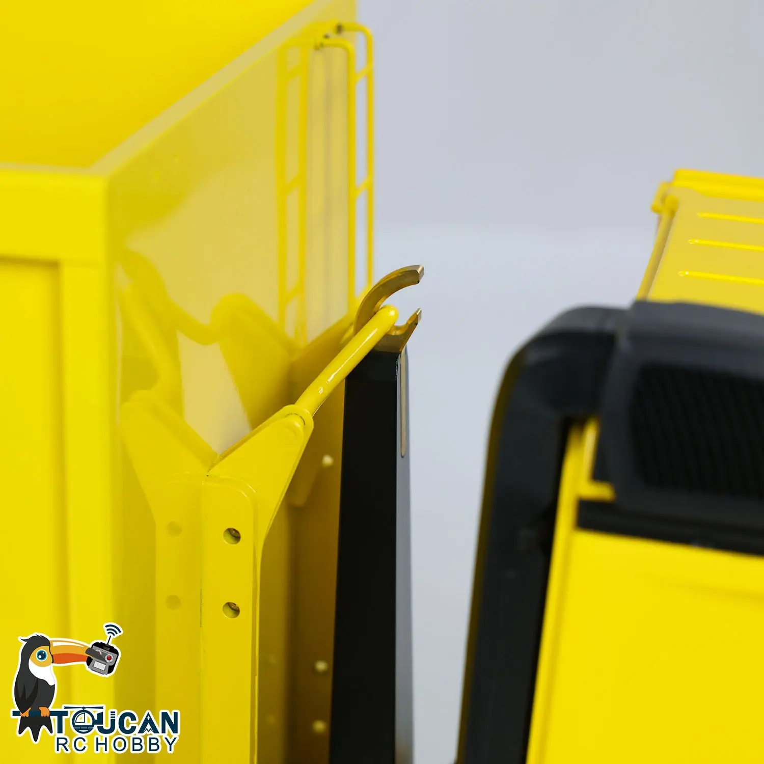Customized LESU 8x8 1/14 Hydraulic RC Dump Truck Remote Controlled Roll On/Off Metal Waste Bin Tipper Simulation Cars Hobby Models
