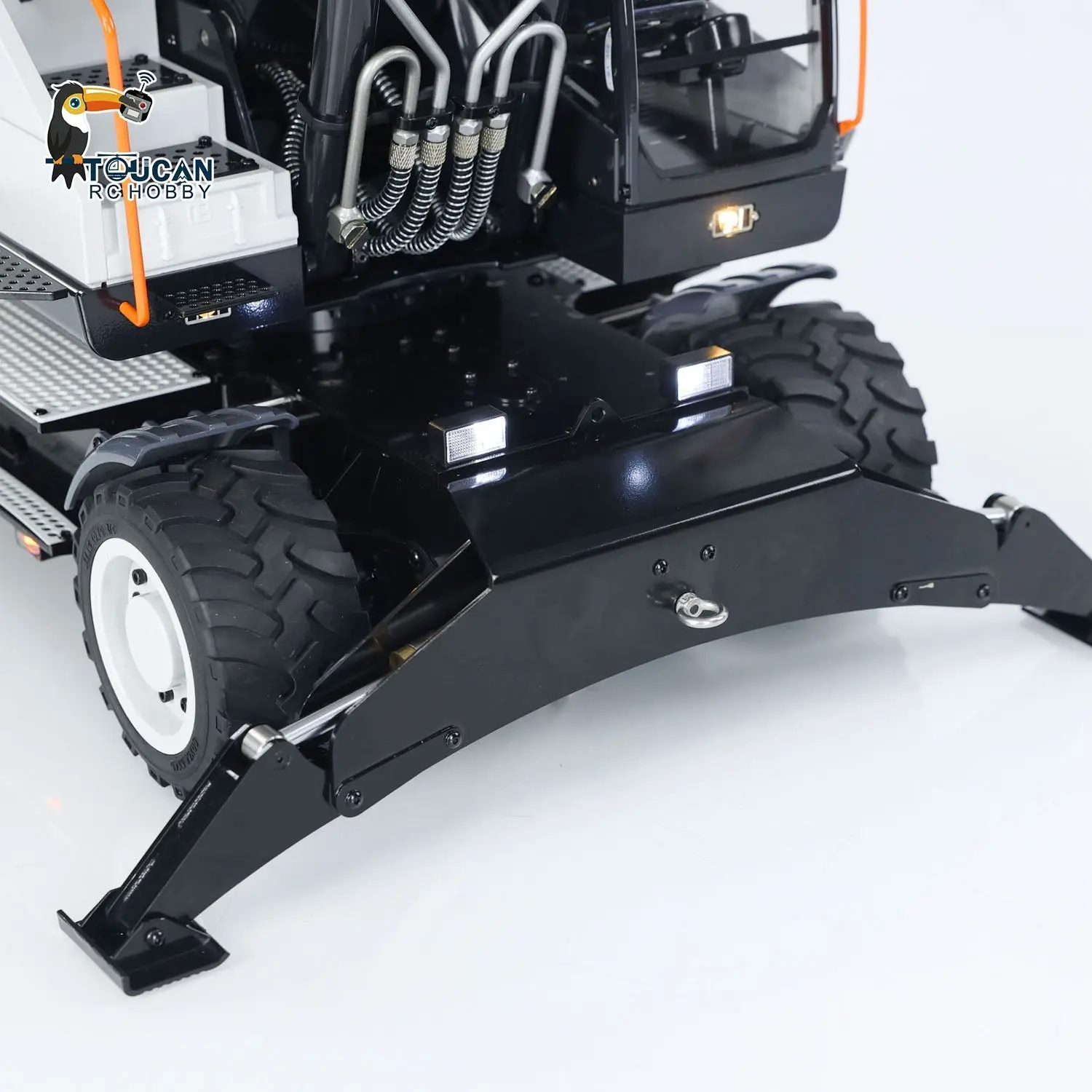EC380 1/14 RC Hydraulic Excavator Wheeled Construction Vehicle 3-arm Remote Control Diggers Model Grab Tiltable Clamshell Bucket
