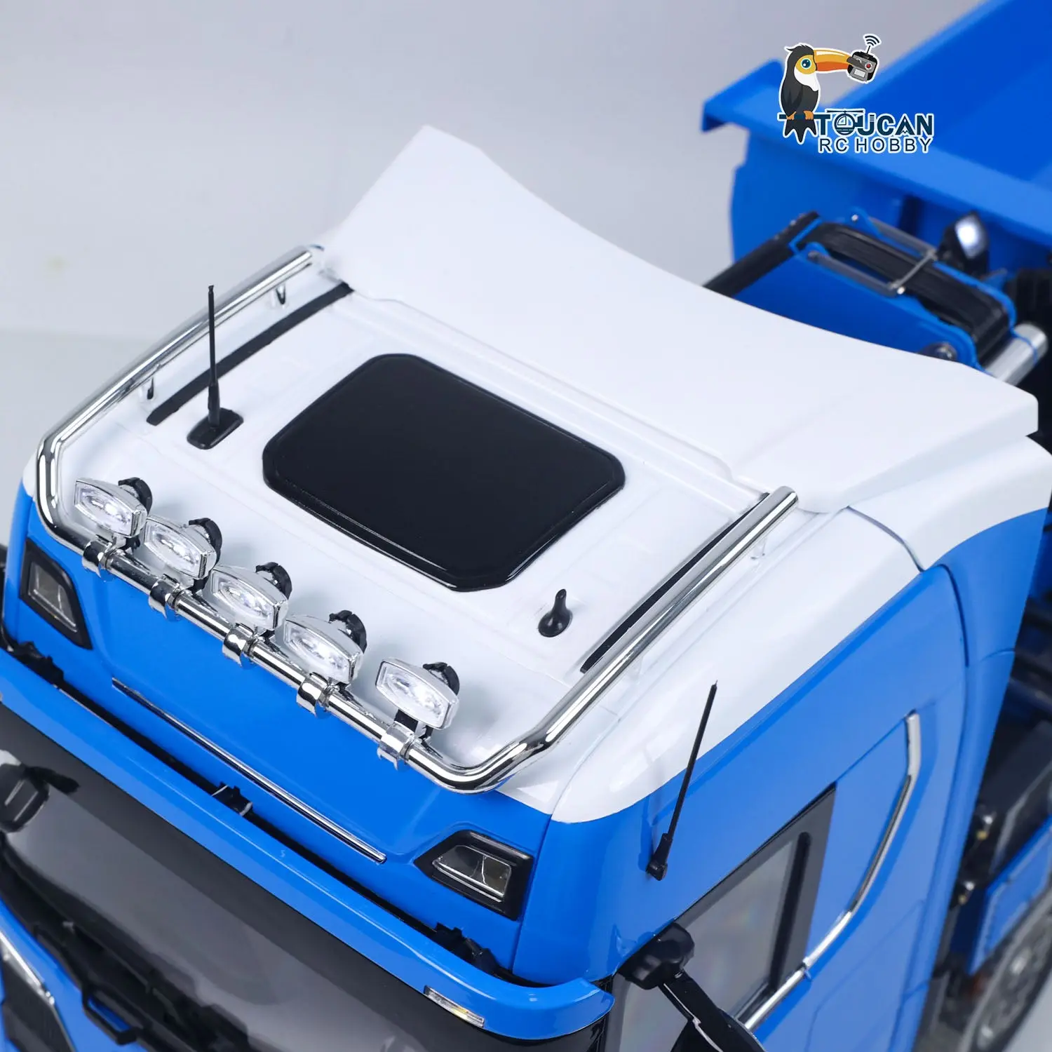 770S 10x10 1/14 Hydraulic Crane Dump RC Tipper Car Metal Full Dump Truck RTR Battery Light Sound