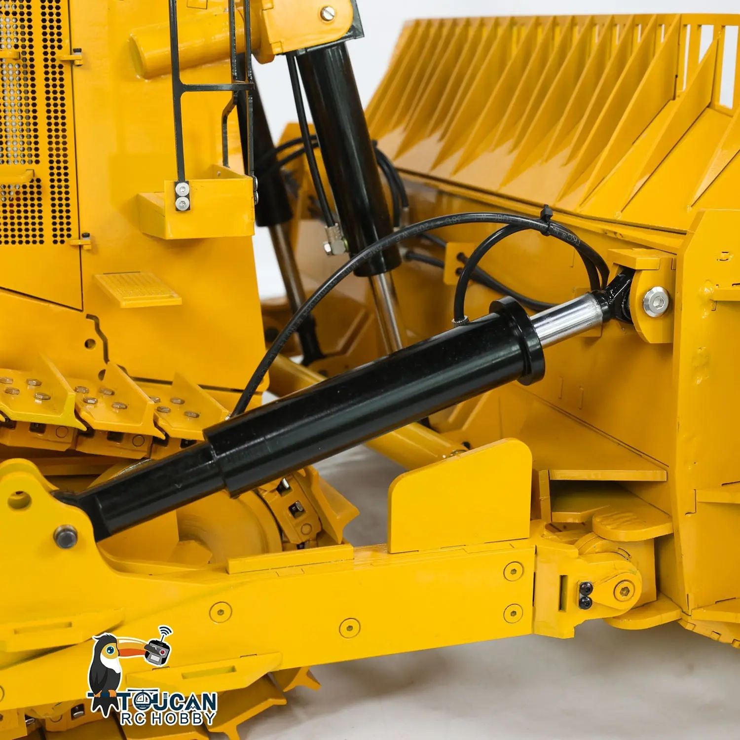 1/10 D11T 3-plow Giant Hydraulic RC Bulldozer Radio Control Dozers Heavy Duty Simulation Vehicle Painted Model DIY PNP