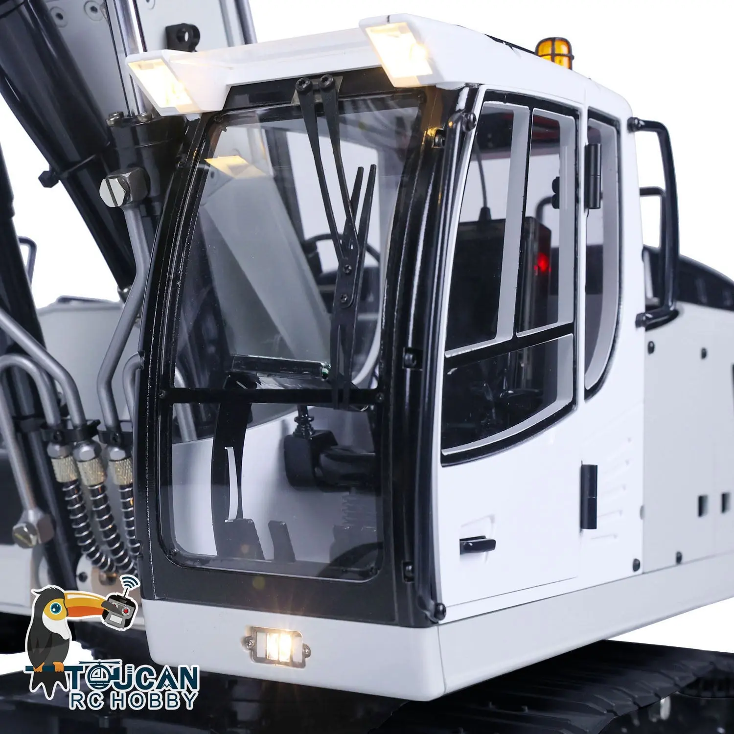 1/14 Radio Control 946-3 Metal Excavator 10 Channels Tracked Excavator Painted Body Rotary Metal Tiltable Bucket Ripper