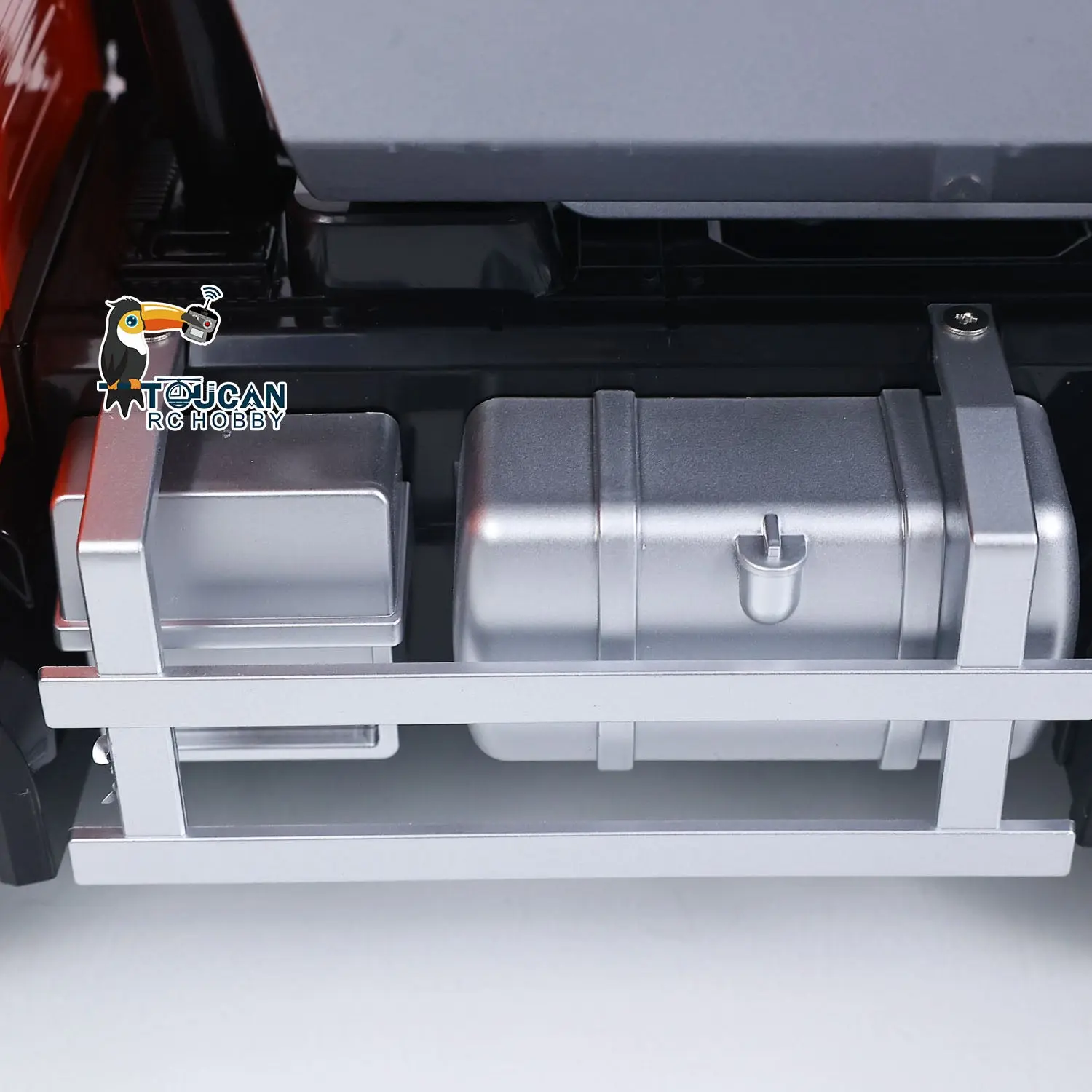 Double E 1/20 Electric Remote Control Dump Truck 6X4 RC Tipper G540 Model Metal Bucket 260 Brushed Motor Openable Door Lights