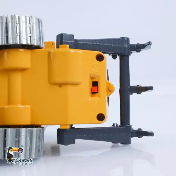 1:50 RC Electric Lifting Tracked Loader LR636 2.4G Construction Vehicle Metal Bucket Tracks Ripper RTR Model Light Sound Battery