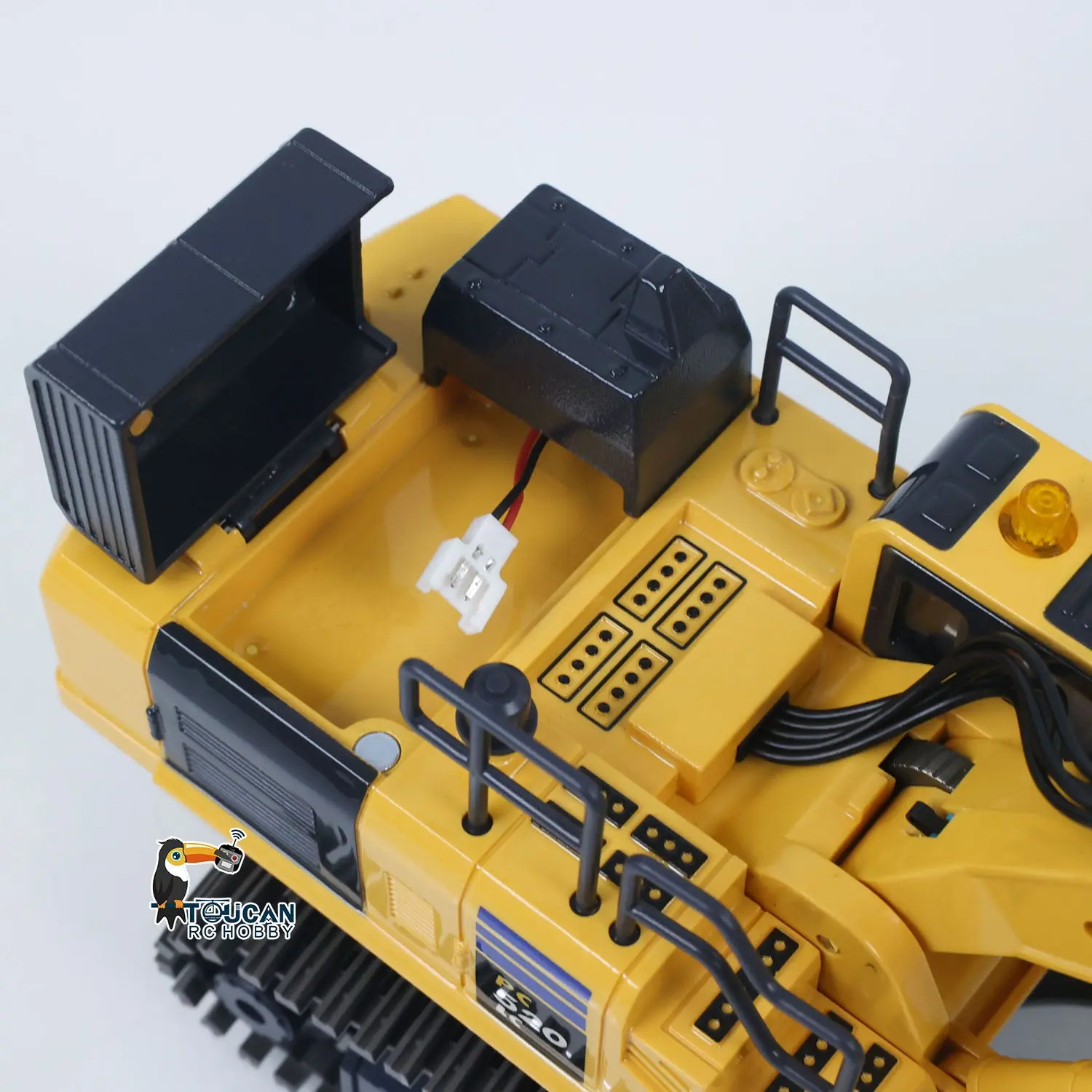 1/50 Mini Plastic RC Excavator Toy PC520 RTR Electric Lifting Wheel Digger N20S Motor Metal Track Bucket Lights Sound Radio Control Battery