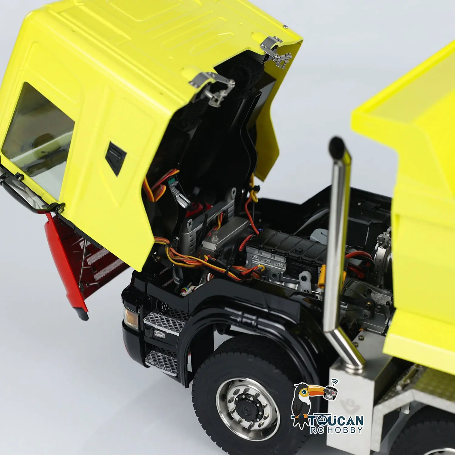 Metal 1/14 8x8 Hydraulic RC Roll Off Dumper Truck Engineering Vehicle Model Differential Lock Axles 3Speed U-shaped High Bucket
