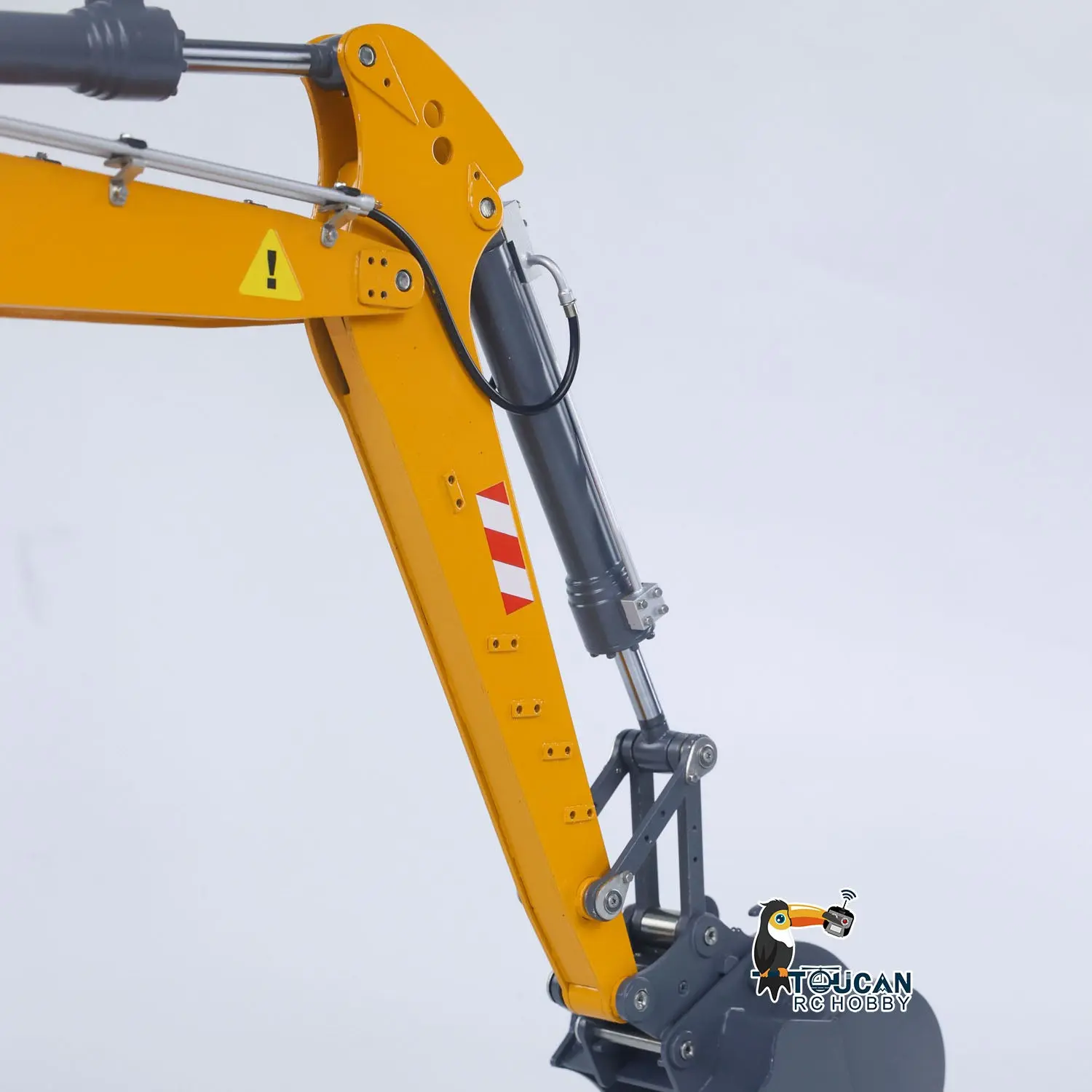 1:14 Metal RC Hydraulic Wheeled Excavator LR914 4*4 3-arms Digger Engineering Vehicle RTR Axle Lock Upgrade Brushless Motor 8-ways Valve PL18EV Lite Radio Controller Light Sound