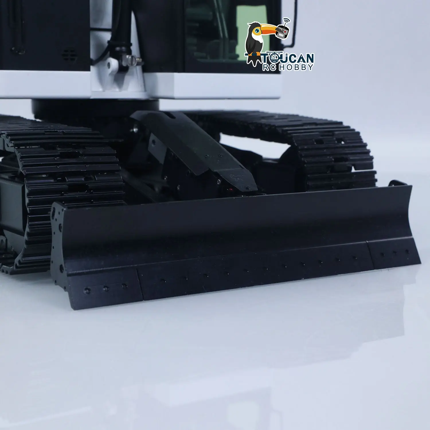 1/14 C308 RC Hydraulic Excavator 4 Valve Remote Control Construction Vehicle Extended Arm Brushless Motor No Sounds Charger