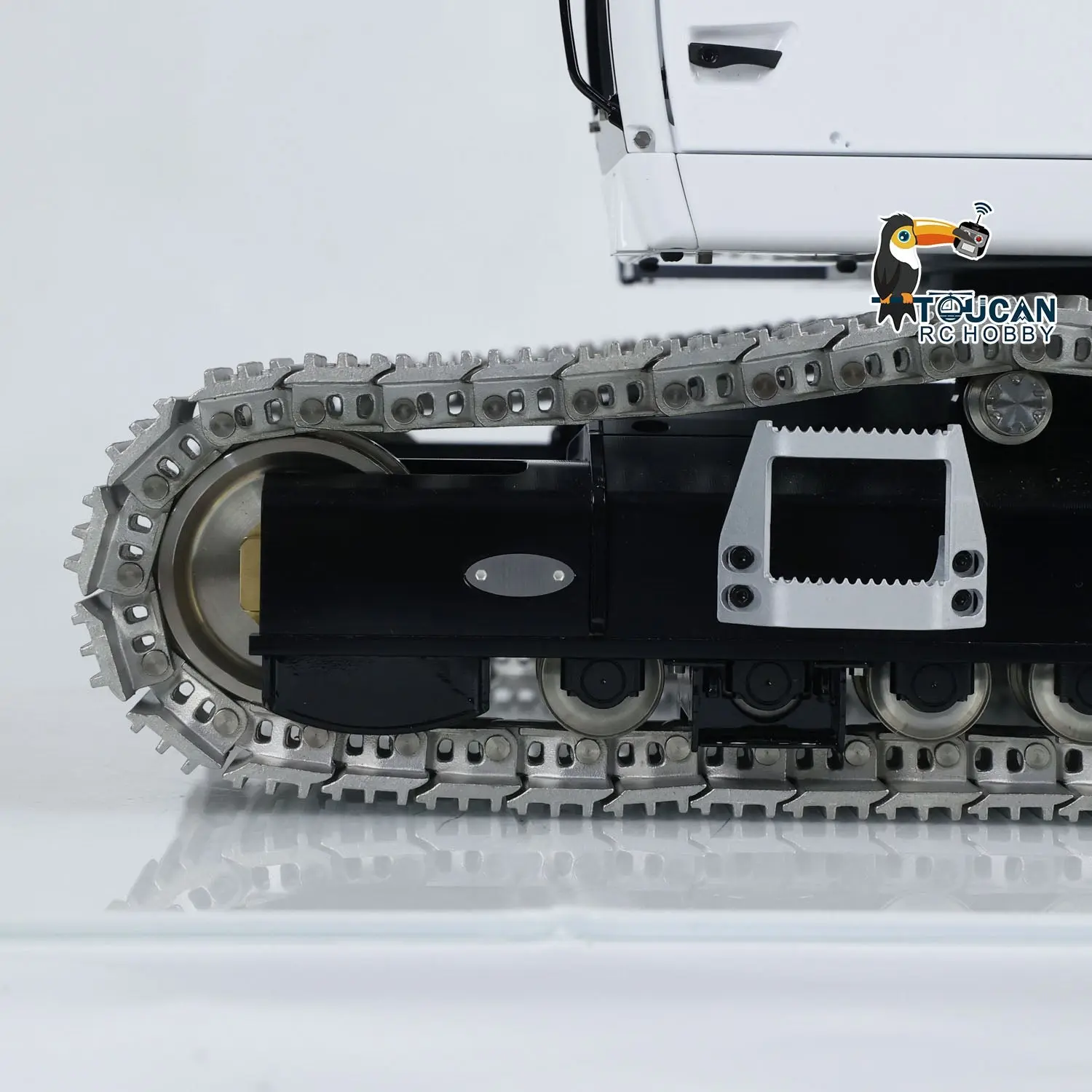 LESU LR945 1/14 3-arm RC Hydraulic Equipment Metal Excavator Remote Control Digger Electric Vehicle Kits PNP RTR Optional Versions