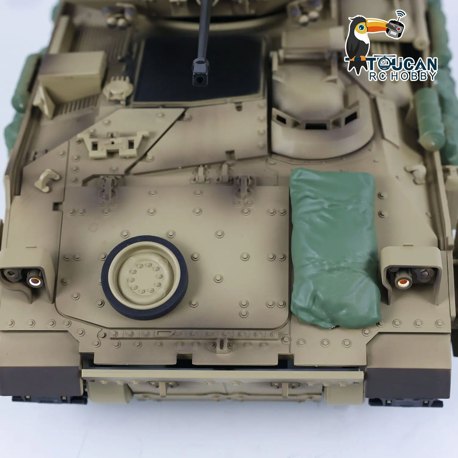 1/16 Tongde RC Tank Remote Control Panzer M2A2 Bradley Electric Infantry Fighting Vehicle DIY Simulation Model Barrel Recoil Without BB Unit