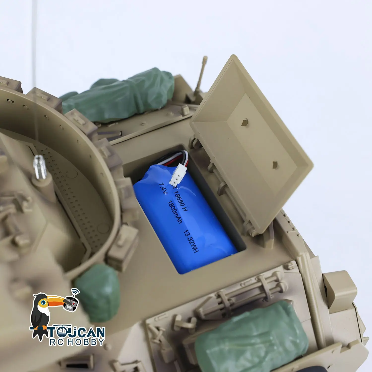 1/16 Tongde RC Tank Remote Control Panzer M2A2 Bradley Electric Infantry Fighting Vehicle DIY Simulation Model Barrel Recoil Without BB Unit