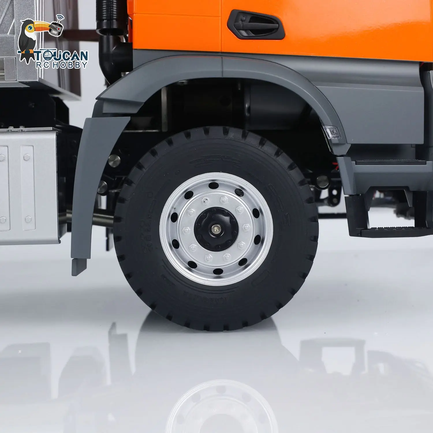 1/14 Kabolite 5701 RC Dump Truck 4x4 Remote Control Dumper Car Sound Light Simulation Engineering Vehicle Hobby Model