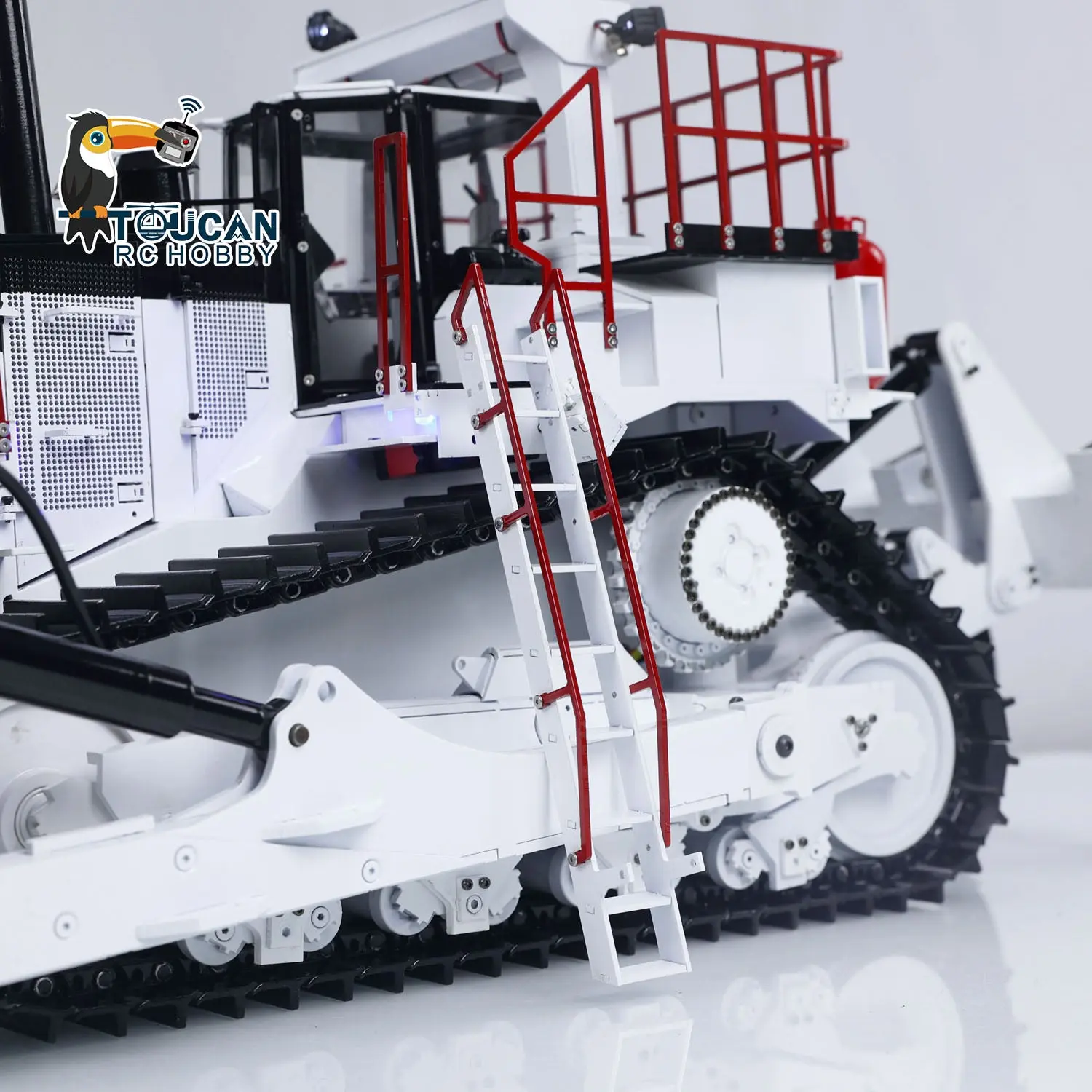 TOUCAN 1/14 Metal RC Bulldozer D11T RTR Remote Controlled Hydraulic Dozers Construction Vehicle Model Paladin PL18EV Smoking Sound Light Servo Motor ESC