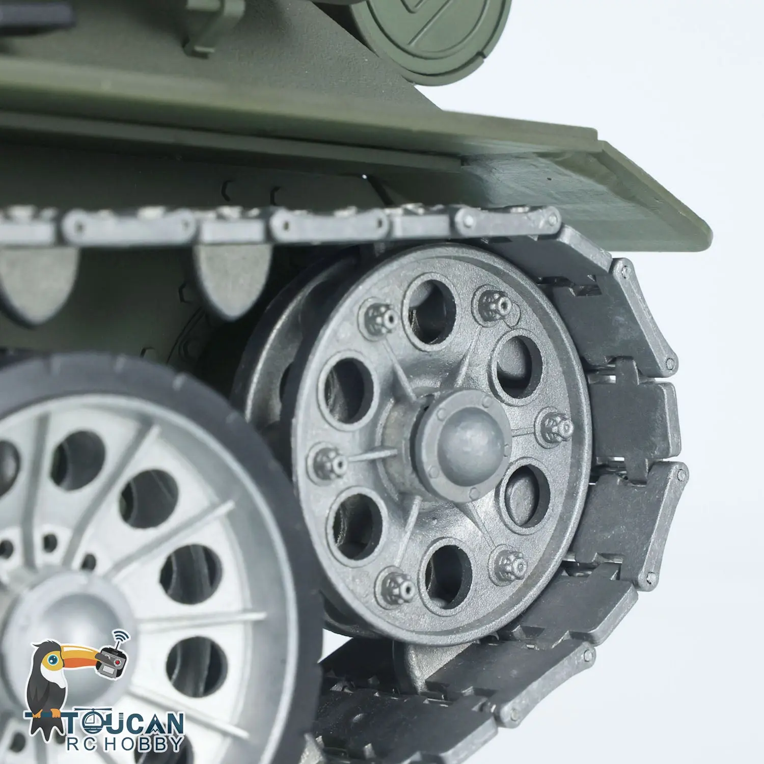 Henglong 1/16 7.0 Soviet T34-85 RC Tank 3909 360 Degrees Metal Wheels Tracks Wheels Suspension Radio Controller Infrared Combating Transmitter & Receiver