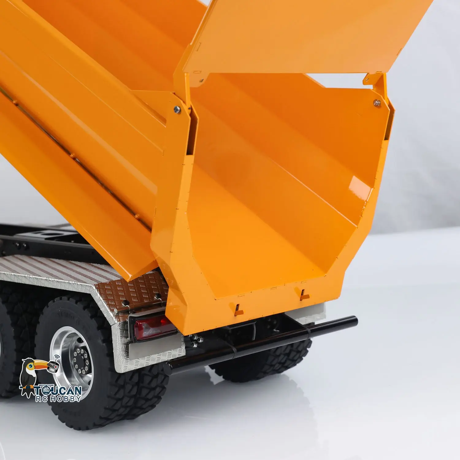 LESU 8x8 Hydraulic RC Dump Truck 1/14 RTR Metal Radio Control Tipper Car Model Assembled and Painted LED Light Sound System
