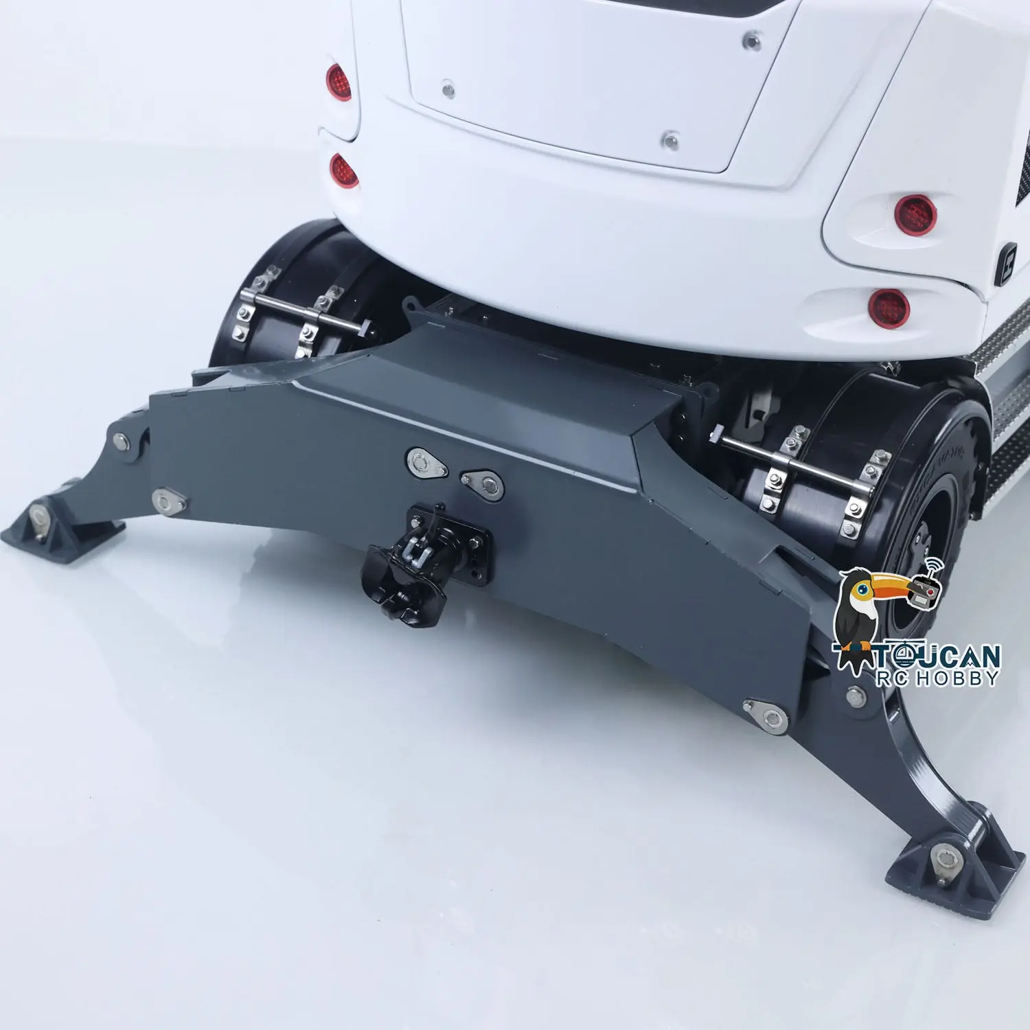 1/14 Metal RC Hydraulic Wheeled Excavator LR914 4*4 8ways Valve RTR Digger Toy Axle Lock Flysky PL18EV Lite Light Sound Mudguard Manual Quick Release Tail hook