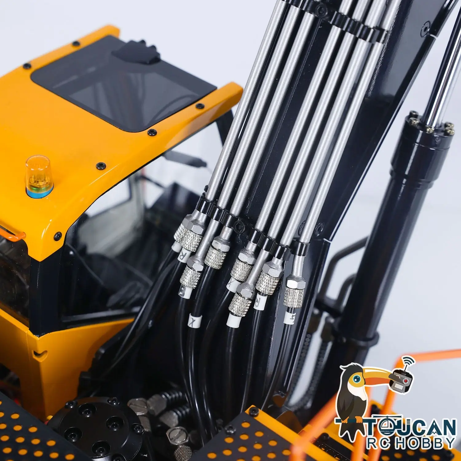 Metal MTMODEL 1/14 2 Arms RC Hydraulic Excavator EC380 Tracked Electric Wireless Control Digger Heavy Machine Vehicles Model