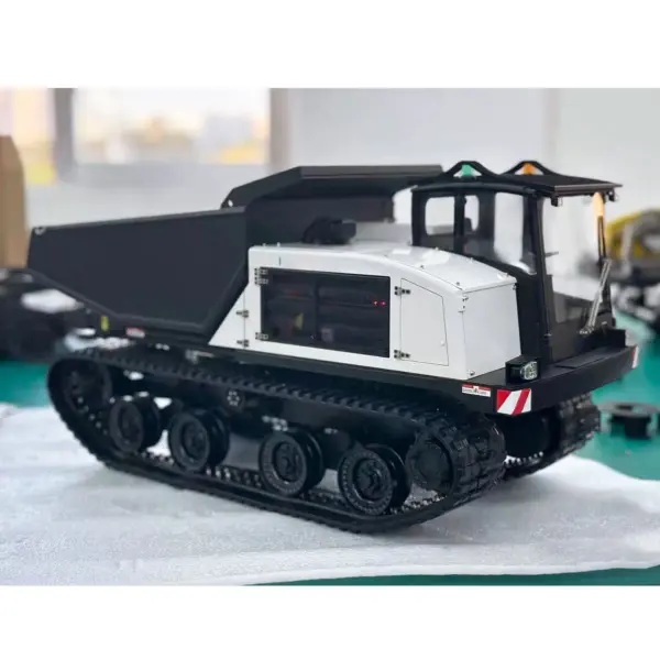 Super Frog T14R Panther RTR 1/14 RC Hydraulic Crawler Dump Truck Remote Control Metal Tracked Tipper Frsky X14 Radio Battery