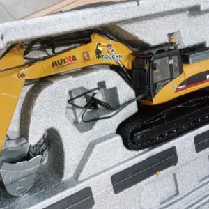 HUINA New Upgrade 580 1/14 Metal Excavator Model Engineering Vehicle Electric Ball Grabber 360 Rotating Shear Claw Sound Lights