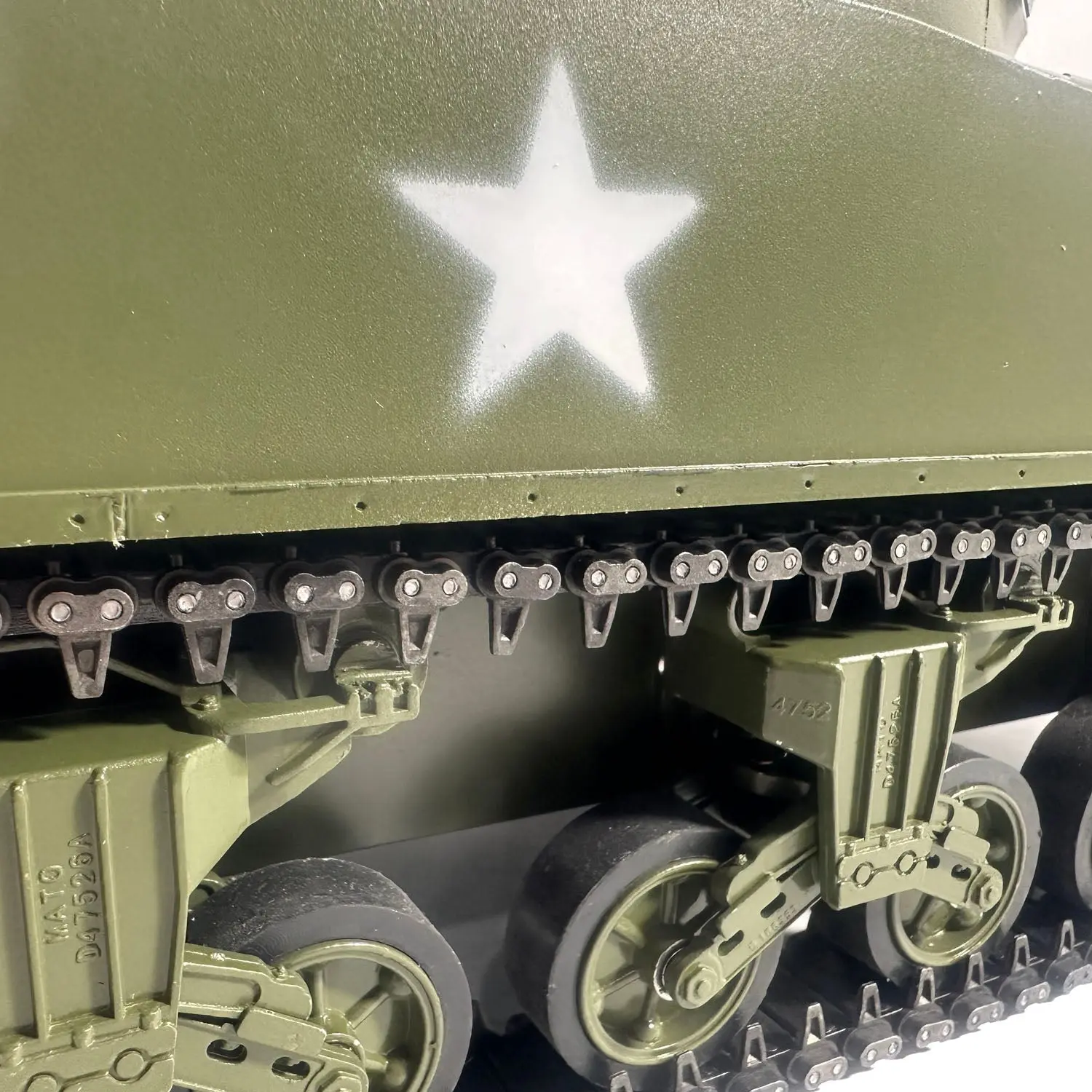Mato 100% Metal Painted 1/16 RC Tank M4A3 Sherman Radio Controllled Military Models BB Version KIT 1230 DIY Electric Vehicles