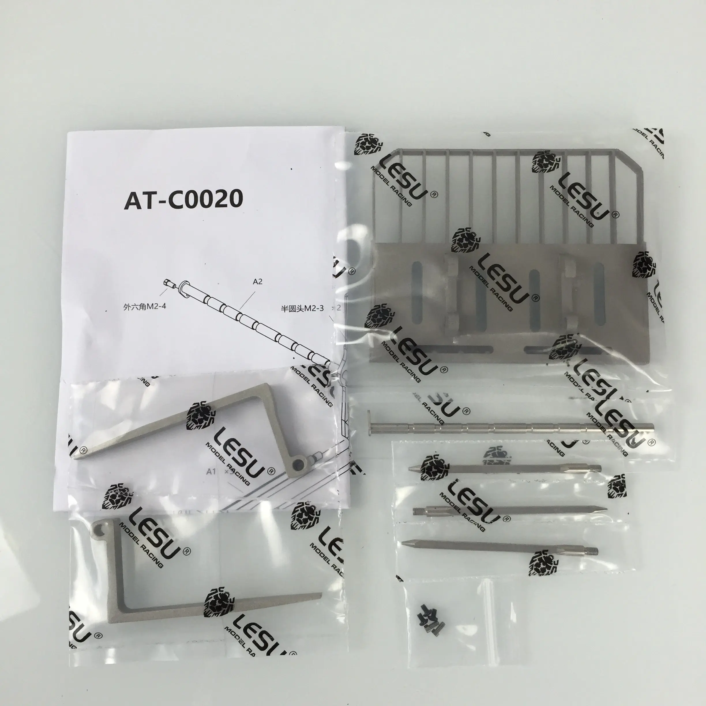 LESU 1/14 RC Tracked Skid-Steer Loader Aoue LT5 Metal Hydraulic DIY Model Gripper Dozer Hay Clamp Dozer Blade Gripper Sweeper Hay Clamp