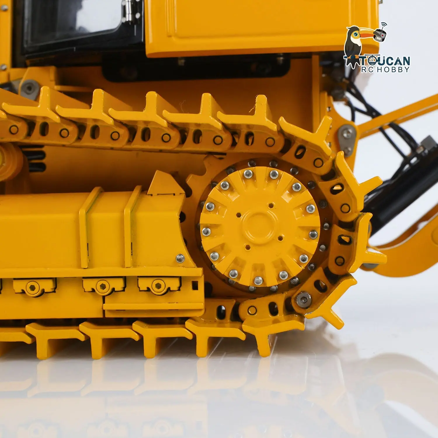 Metal 1/12 RC Bulldozer D3 Remote Control Hydraulic Engineering Vehicles 4CH Valve Construction Car Light Sound Flysky ST8 Radio 3S Battery