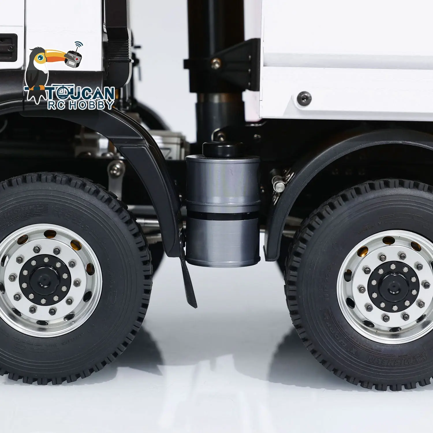 Metal 1/14 8x4 RC Tipper Truck Remote Control Hydraulic Dumper Lorry Car Model Flip-over Cover 2speed Transmission LED Lights Sound System