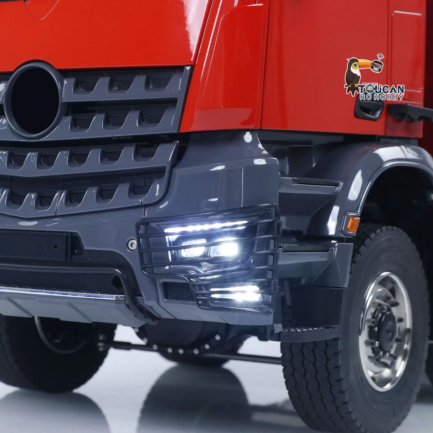 1/14 8x8 RC Hydraulic Dump Truck Metal Radio Control Tipper Car Model Sounds Lights 3-speed Differential Lock Axles ST8 for Adult