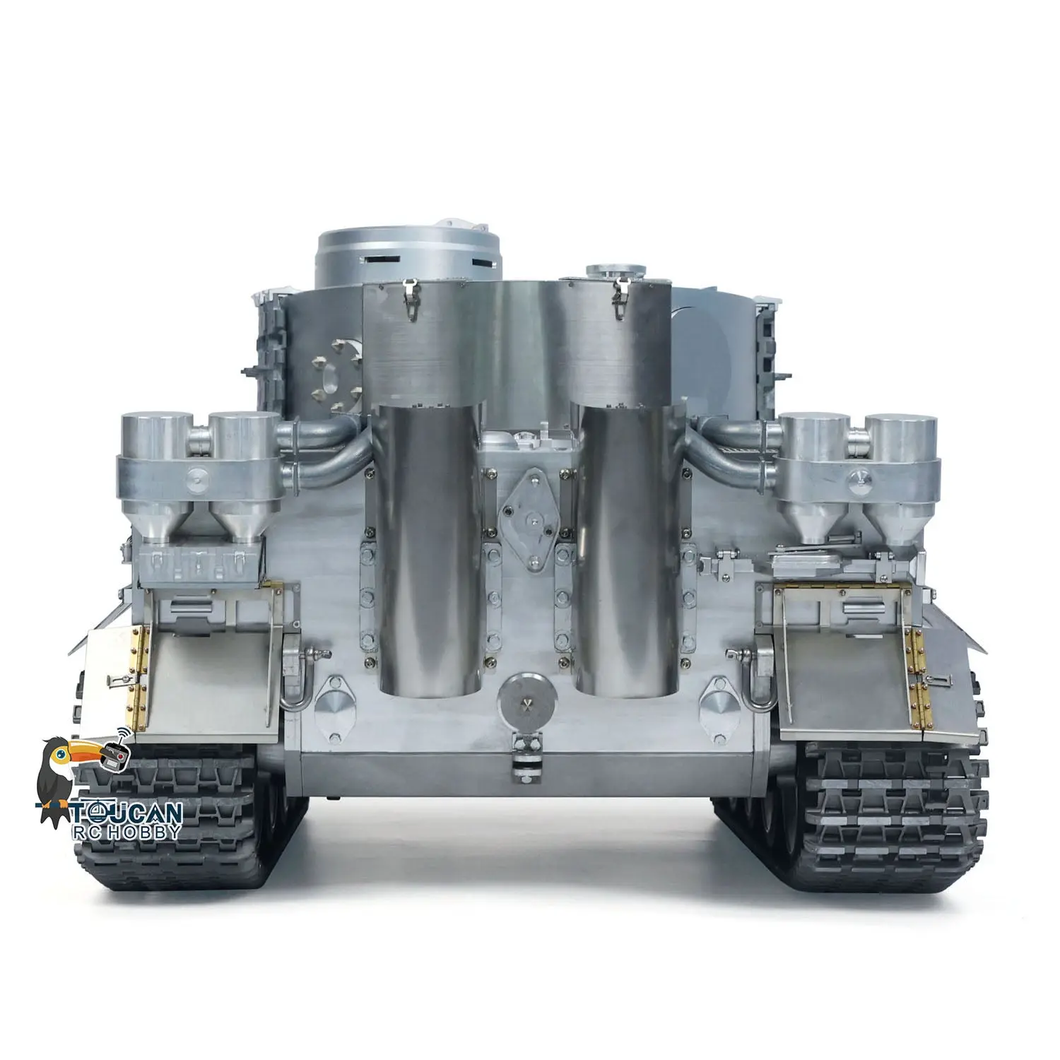 Henglong 1:8 Scale Full Metal German Tiger I RC Heavy Tank 3818 Track Wheel Barrel Recoil 360 Turret Smoke Unit Transmitter BB Firing Sound