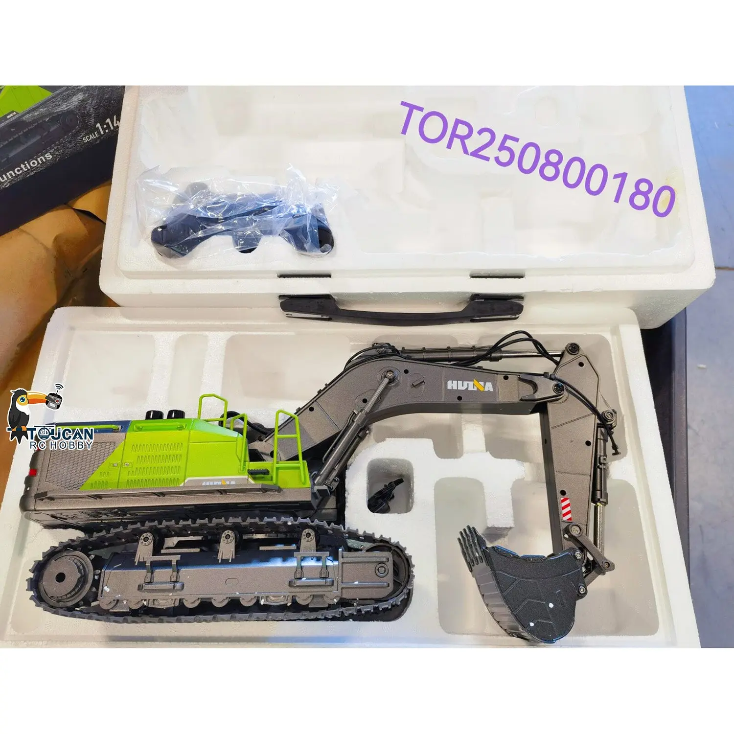 HUINA 1/14 593 Toys Model RC Excavator Car Gift Battery 2.4G Remote Control Digger