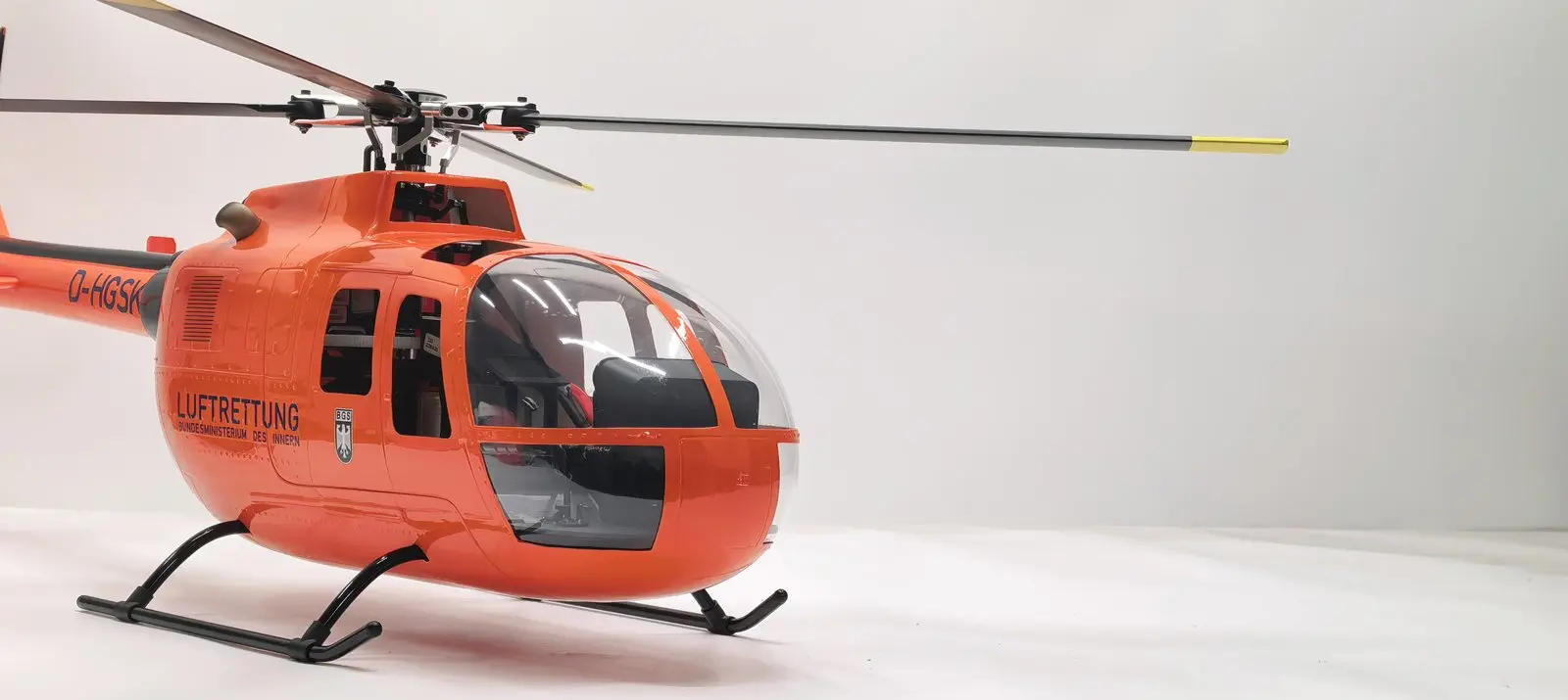 FLISHRC BO105 (MBB Bölkow Orange) RTF FL500 V2 500 Class/Size Scale RC Helicopter
