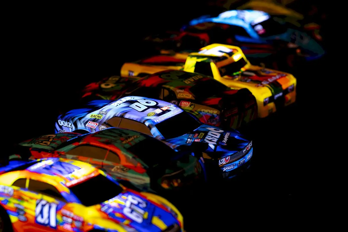 TEC-TOY Champion GT9 with Lights RC 1:22 2.4GHz - Yellow/Blue