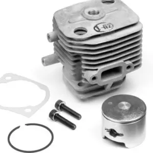 Maverick RC 2-Bolt CYLINDER HEAD & PISTON SET - NO PISTON PIN