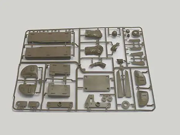Tamiya Leopard 2 A6 Main Battle Tank