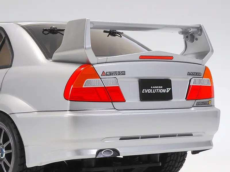 Tamiya Mitsubishi Lancer Evo V - TT-02