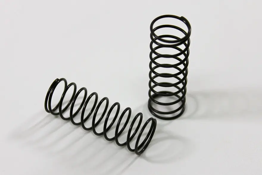 Team C Front Spring standard (2) 2WD (T02071)