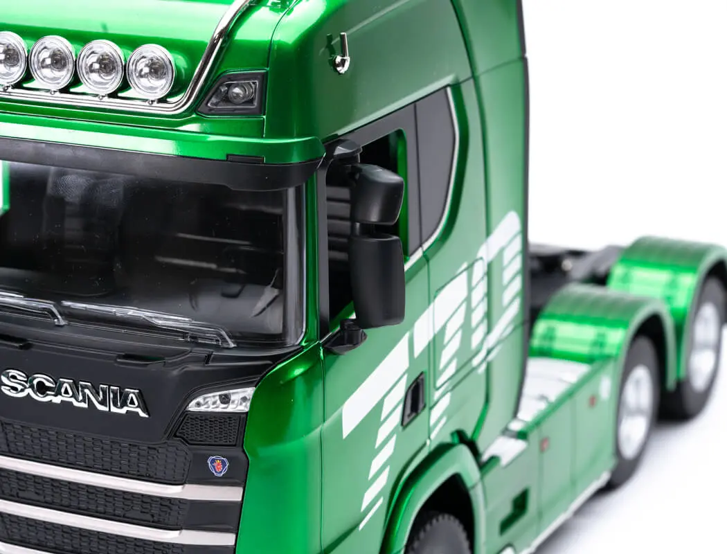 Huina Scania 770S RC Truck RTR Green (Eyes Compatible)