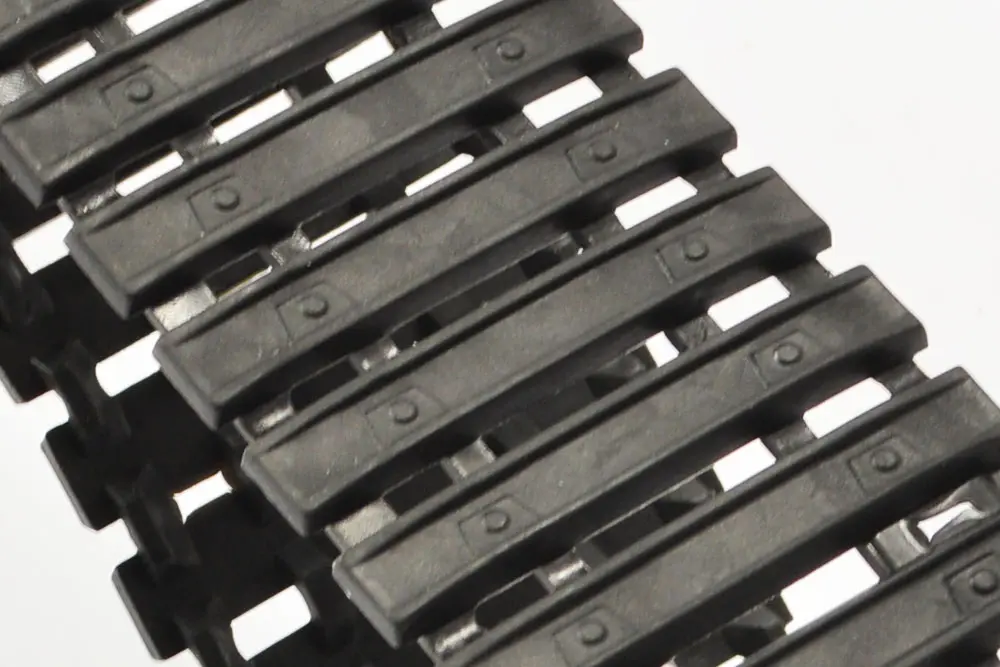 Huina 1550/1560/1570 Tyre Track (550mm Long)