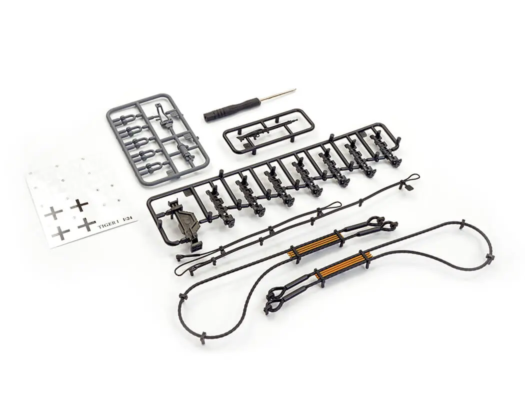 Taigen 1:24 Tiger 1 IR Battle Tank Late Version- Grey (Base)