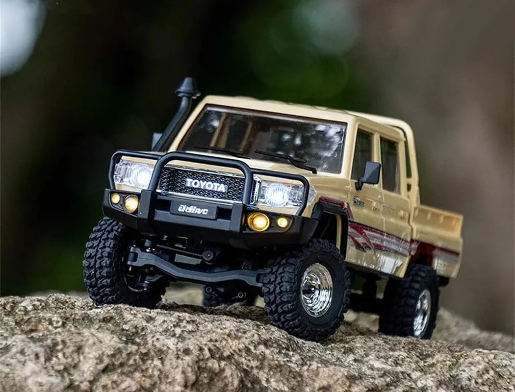 UDI RC Toyota Land Cruiser RTR 1/18 Double Cab Brushless Sand