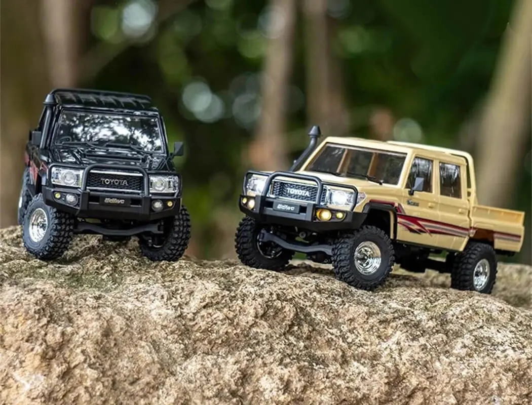 UDI RC Toyota Land Cruiser RTR 1/18 Double Cab Brushless Sand